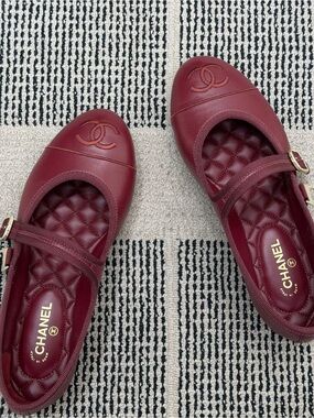 CHANEL Burgundy Quilted Mary Jane Flats with CC Logo
